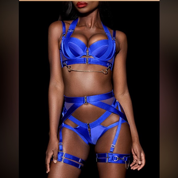 KUKURO ELECTRIC BLUE
GARTER BELT - Picture 8 of 11